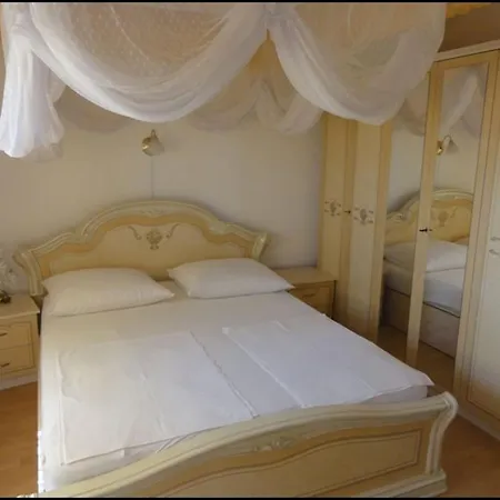 Apartment Sf1 In Croatia *