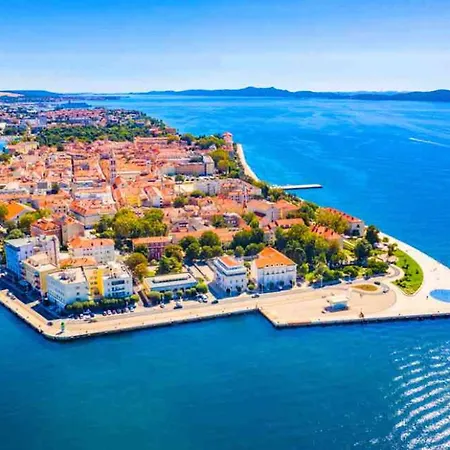 Sf1 In Croatia * Zára